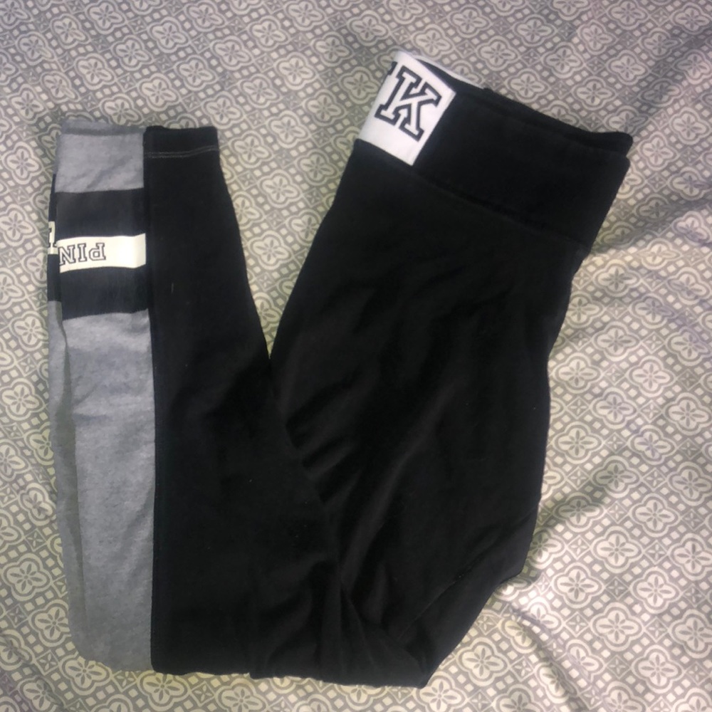 VS Pink Leggings
